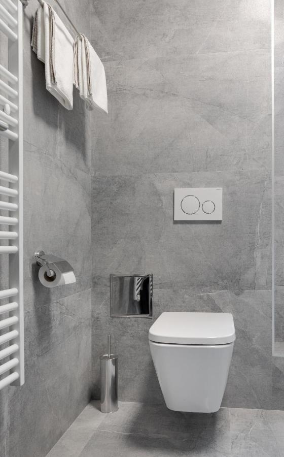 Apartman Downtown Dl Zagabria Esterno foto