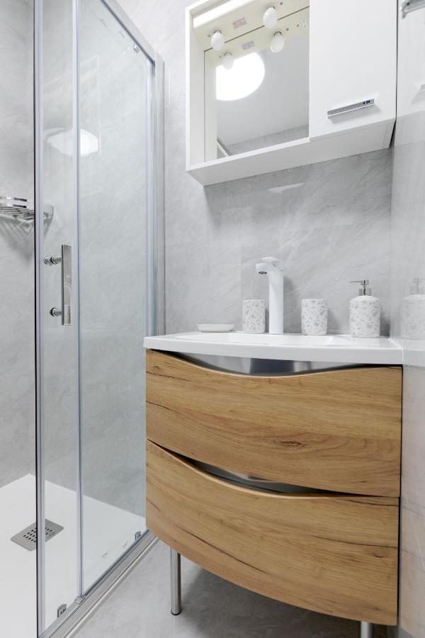 Apartman Downtown Dl Zagabria Esterno foto