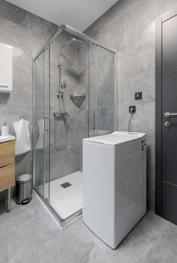 Apartman Downtown Dl Zagabria Esterno foto