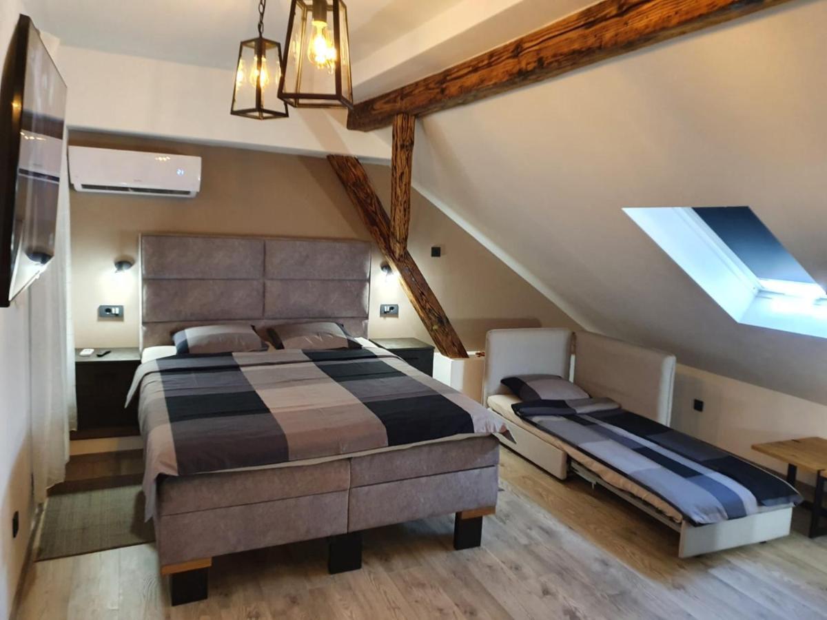 Apartman Downtown Dl Zagabria Esterno foto